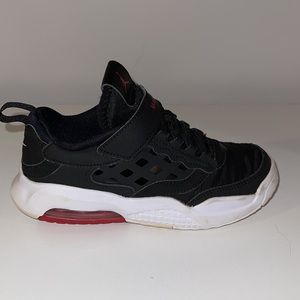 Jordan Max 200 Boys Shoes Size 1Y